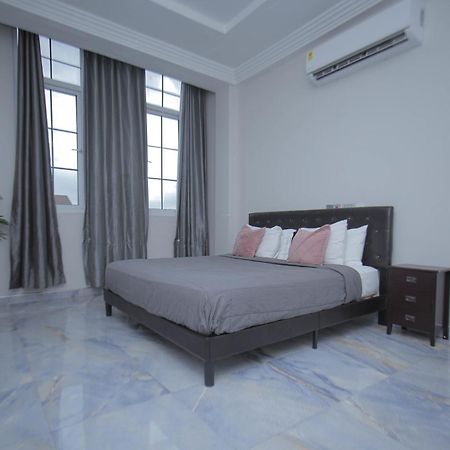 Adonai Luxe Apartment Tema Buitenkant foto