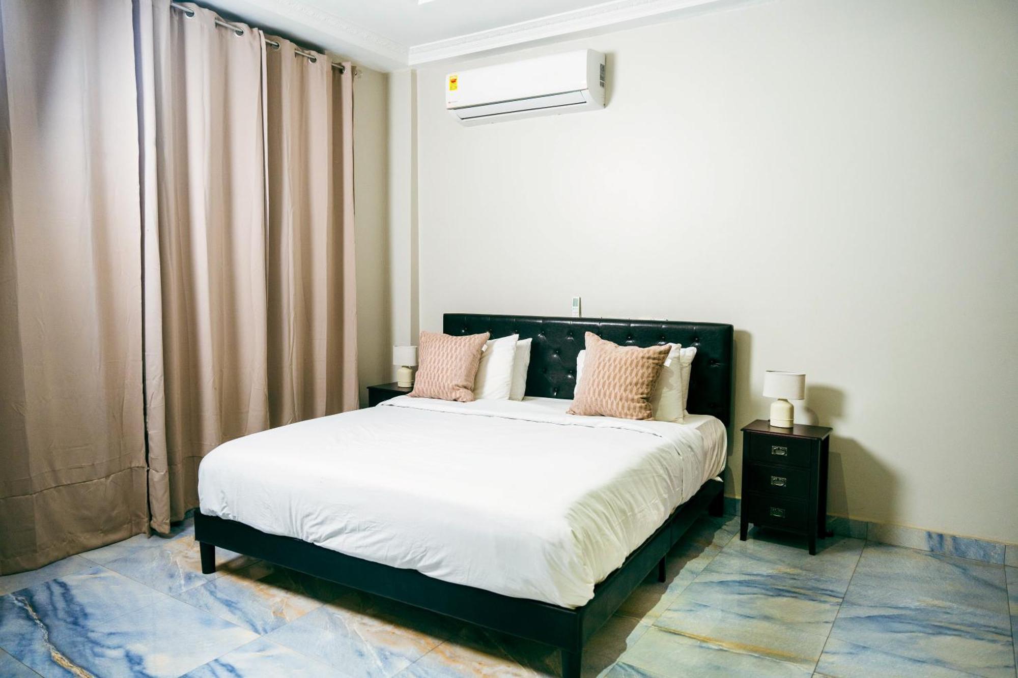Adonai Luxe Apartment Tema Buitenkant foto